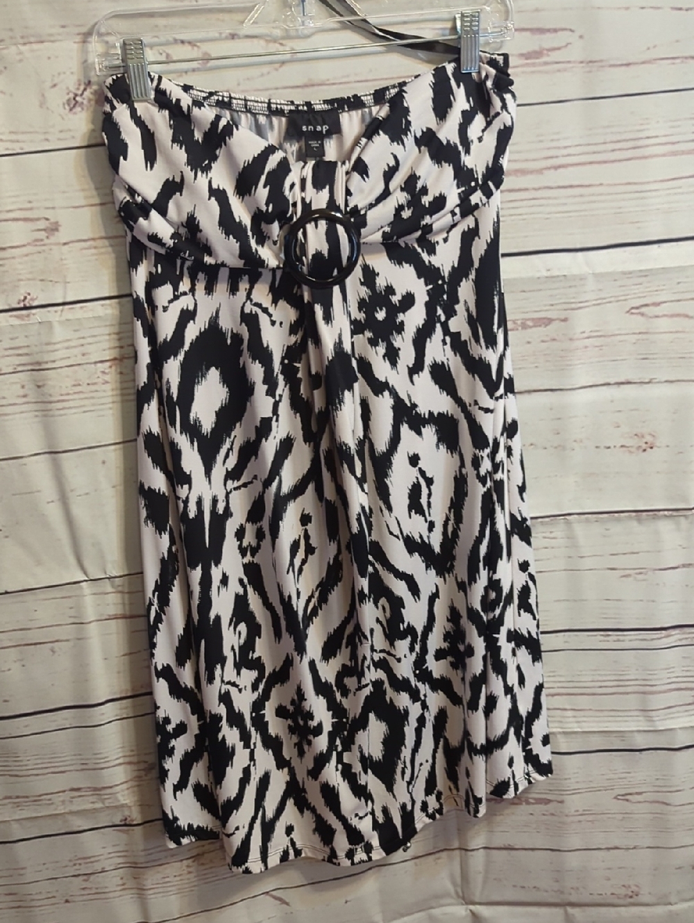 Snap Black and White Strapless Dress